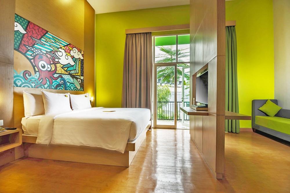 MaxOneHotels at Resort Makassar Exteriör bild
